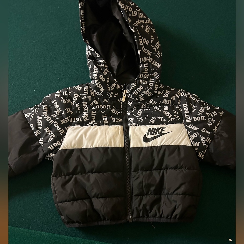 Nike 2t puffer jacket